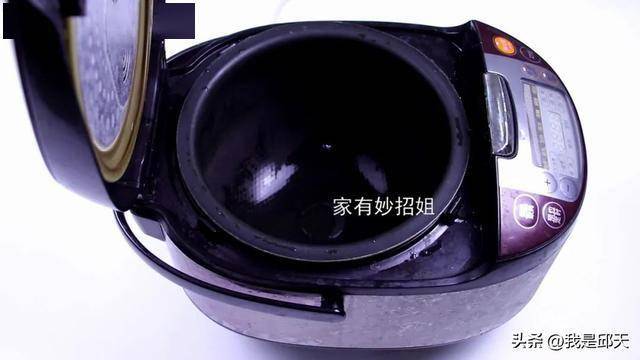 外都脏学会这一招几分钟跟新的一样pg电子试玩电饭锅不要只擦表面里(图3)